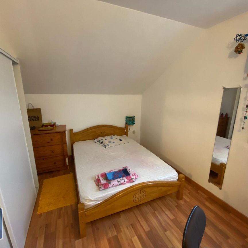 Location Appartement 5 pièces 100m² STE CLOTILDE 97490 - Photo 1