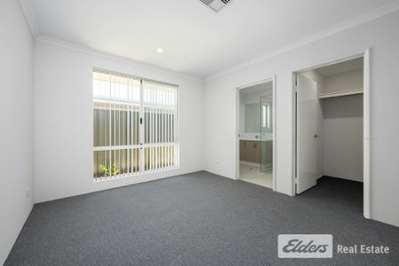 Spacious Brand New Home - Photo 4
