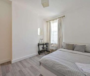 Haydons Road, South Wimbledon, SW19 - Photo 3