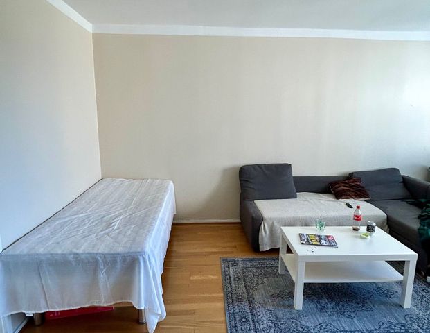 Gånglåten, Västra Frölunda - Photo 1