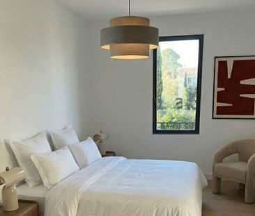 ÉGUILLES VILLA CONTEMPORAINE PRESTATIONS HAUT DE GAMME DOMAINE SÉCU... - Photo 1