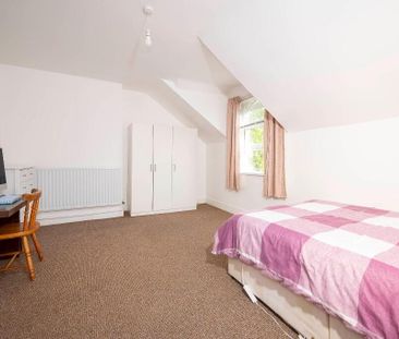 Apt 2, 14 Glandore Gardens, Belfast, BT15 3FF - Photo 4