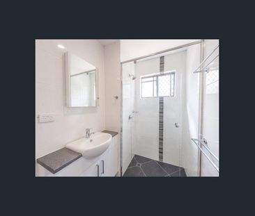 Coastal Living Meets River Convenience - Photo 6