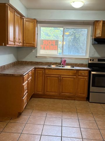 For Lease - 30 Tara Park Crescent Unit# 30, Brampton, Ontario - Photo 4