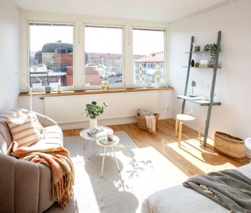 Västra Rönneholmsvägen 43A, Fågelbacken - Photo 1