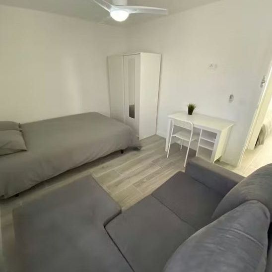 Calle del Mar de las Antillas, Madrid, Community of Madrid 28033 - Foto 1