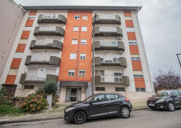 Apartamento T3 para Arrendamento na Urbanização do Loreto, Eiras – Coimbra