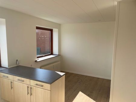 Central lejlighed på Aalestrup torv - Foto 5