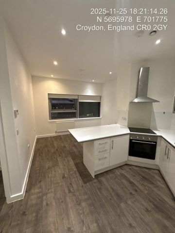 1 Bed Flat, City House, CR0 - Photo 2