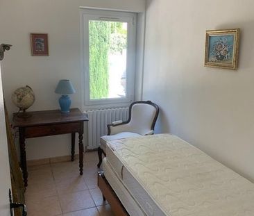 Villa - Photo 3