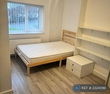 5 bedroom semi-detached house to rent - Photo 5