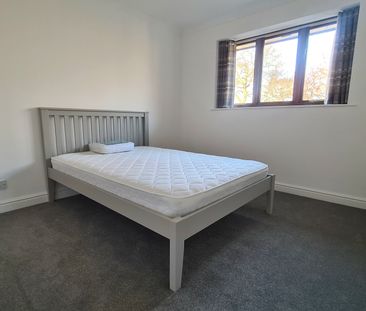 Ludlow Road, Maidenhead - Photo 5