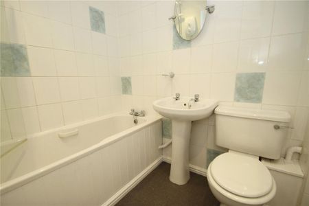 2 bedroom terraced house to rent - Photo 5