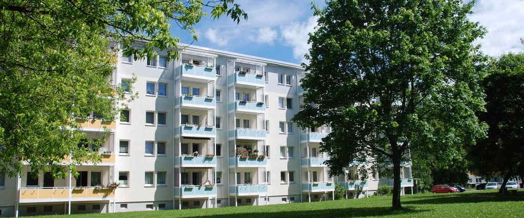 3-Raum-Wohnung mit Balkon und Tageslichtbad - Foto 1