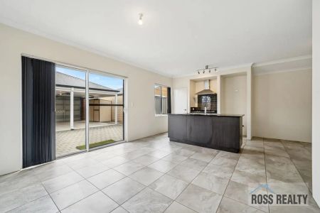 “Bright, Spacious, and Secure - 3-Bedroom Home in Piara Waters” - Photo 2