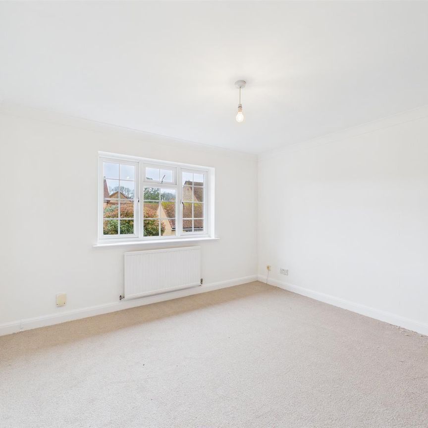 Maidenbower - Photo 1