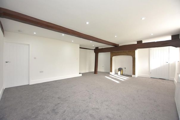 2 bedroom terraced house to rent - Photo 1