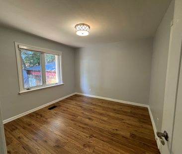 For Lease - 81 Eringate Drive Unit# MAIN FLOOR, Toronto, Ontario - Photo 5