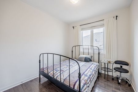 For Lease - 3158 Carding Mill Trail Unit# Upper, Oakville, Ontario - Photo 5