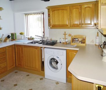 2 bedroom terraced house to rent - Photo 5