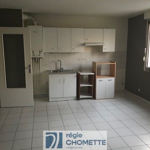 LE CHARLES DE FOUCAULD/ 138 RTE DE GENAS 69003 LYON - Photo 1