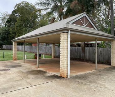 Lovely 2 Bedroom unit with A/C - Photo 6
