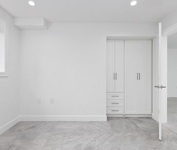 Chamberlain Dr & Mountain Hwy (BSMT 2), North Vancouver - Photo 5