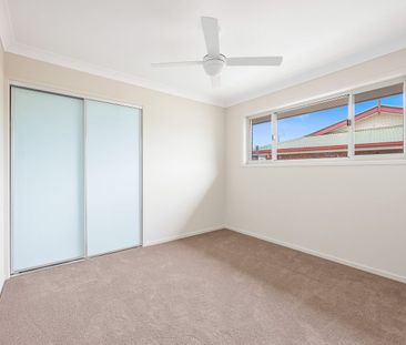 🌟 Neat & Low-Maintenance Duplex 🌟 - Photo 1