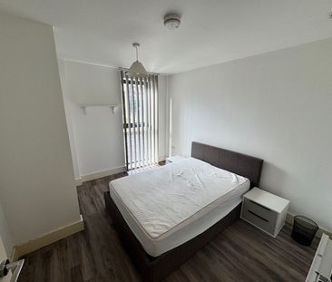 2 Bed Flat, Langworthy Road, M5 - Photo 4