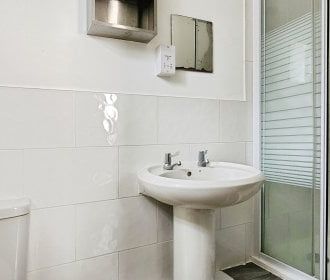 Greenstead Road, Colchester - Photo 1