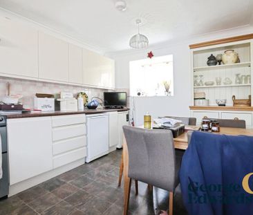3 bedroom semi-detached house to rent - Photo 6