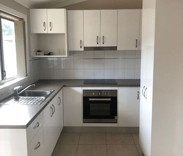 Cute as a button! - Photo 2