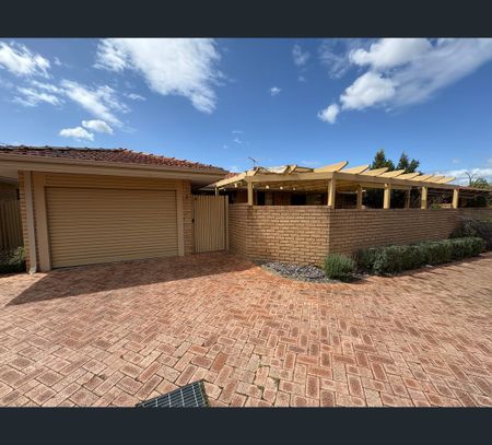 11/3 Ewing Street, Bentley, WA 6102 - Photo 2
