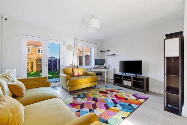 2 bedroom semi-detached house to rent - Photo 1