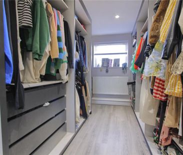 4 bedroom semi-detached house to rent - Photo 5