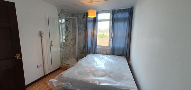 4 bedroom maisonette to rent - Photo 1