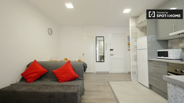 barcelona, Catalonia 08902 - Photo 1