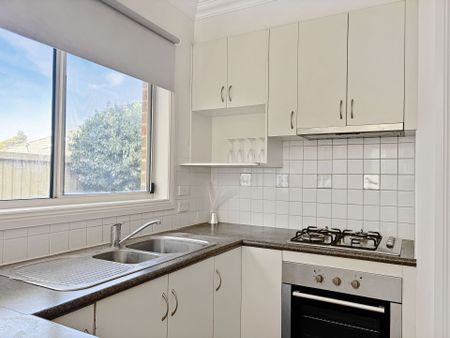 1/39A Thunder Street, Bendigo - Photo 2