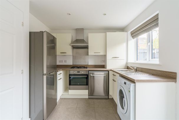 3 bed end of terrace house to rent in Roseden Way, Newcastle Upon Tyne, NE13 - Photo 1