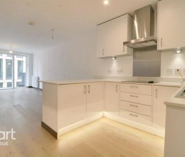 1 bedroom apartment to rent - Photo 4