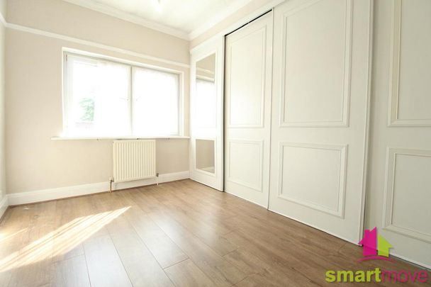 4 bedroom terraced house to rent - Photo 1