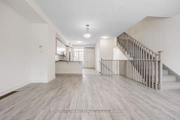 Townhouse For Lease | E8100452 - Photo 1