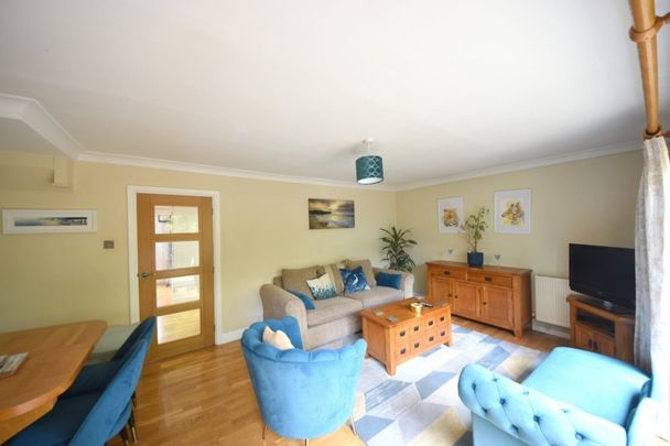 Western Drive, Wooburn Green, High Wycombe,HP10 - Photo 1