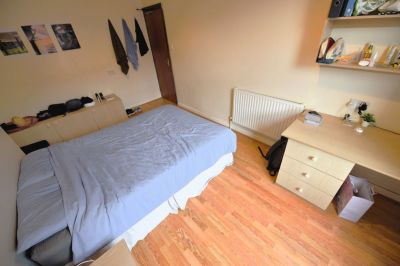 7 bedroom House in Richmond Avenue, Leeds - Photo 2