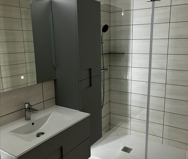 Location Appartement 3 pièces 68m² - Photo 3