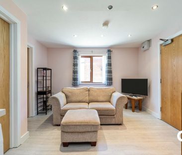 Apt 2, 172 Tates Avenue, Belfast BT12 6ND - Photo 1