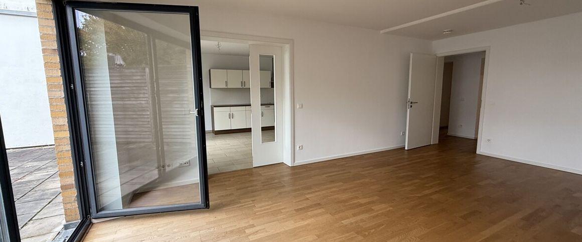 Exklusive Terrassenwohnung in den Wannenseegärten ***Parkett***EBK***GästeWC*** - Foto 1