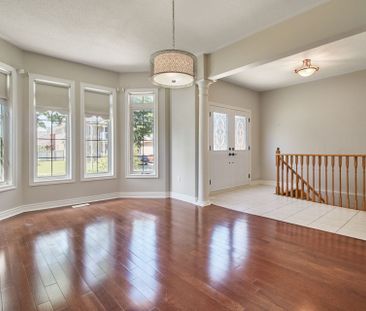 For Lease - 43 Helston Crescent, Whitby, Ontario - Photo 2