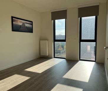 Modern appartement met 2 slaapkamers, gelegen in het centrum van Bree - Foto 1