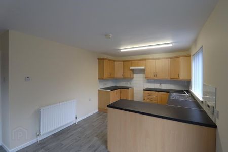 30 Jemesons Court, Warrenpoint, BT34 3TE - Photo 5